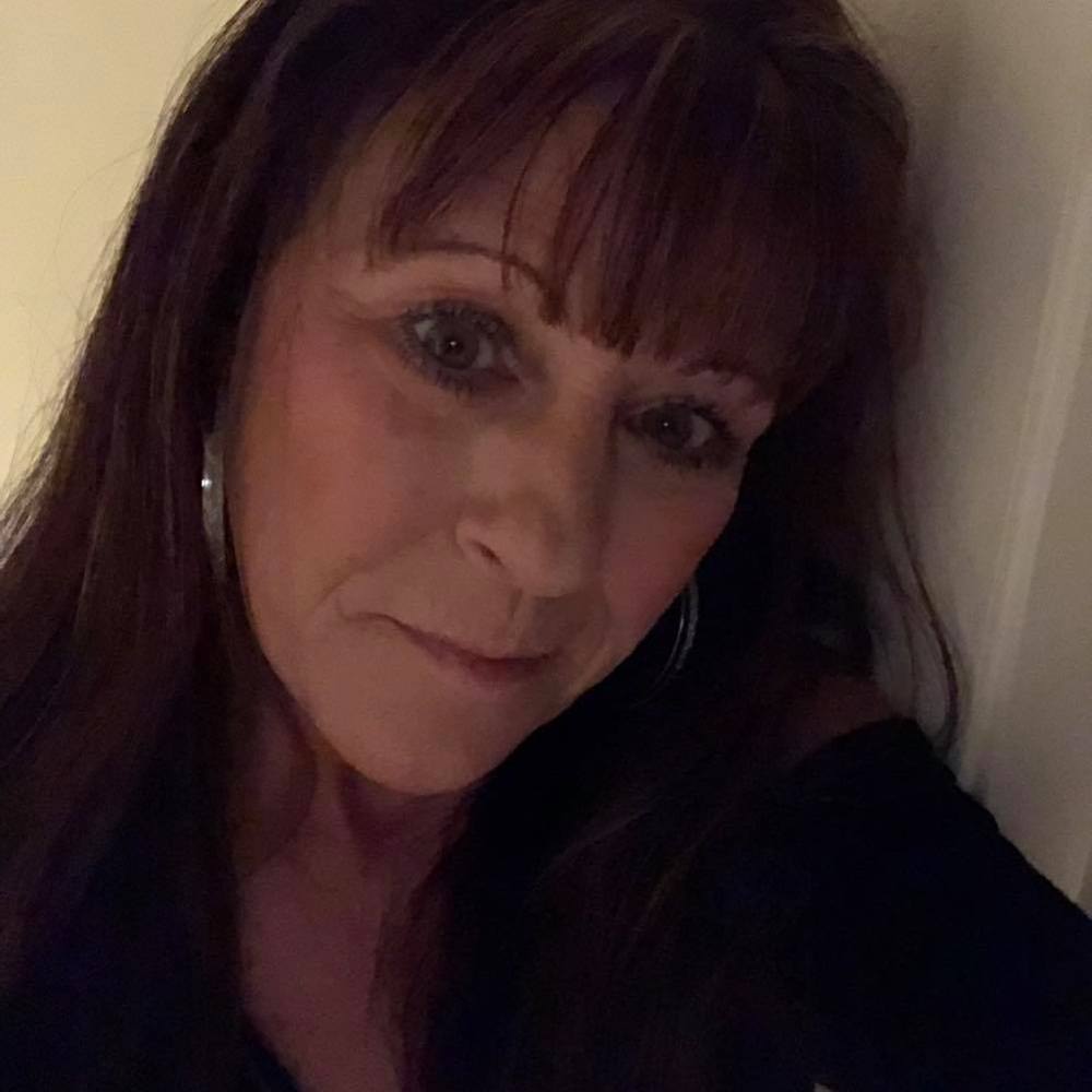 Meet your Posher, Holly